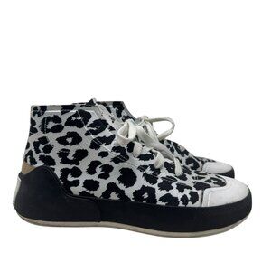 Adidas ASMC womens size 8Treino Mid Printed Stella McCartney Low Top sneaker